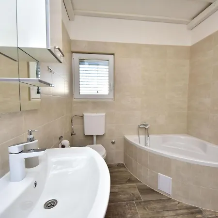 Carnizza Apartment Ražanac